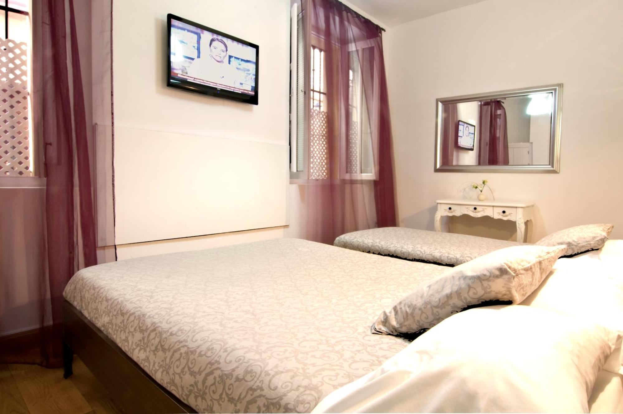 Chambre Double avec Lit d'Appoint