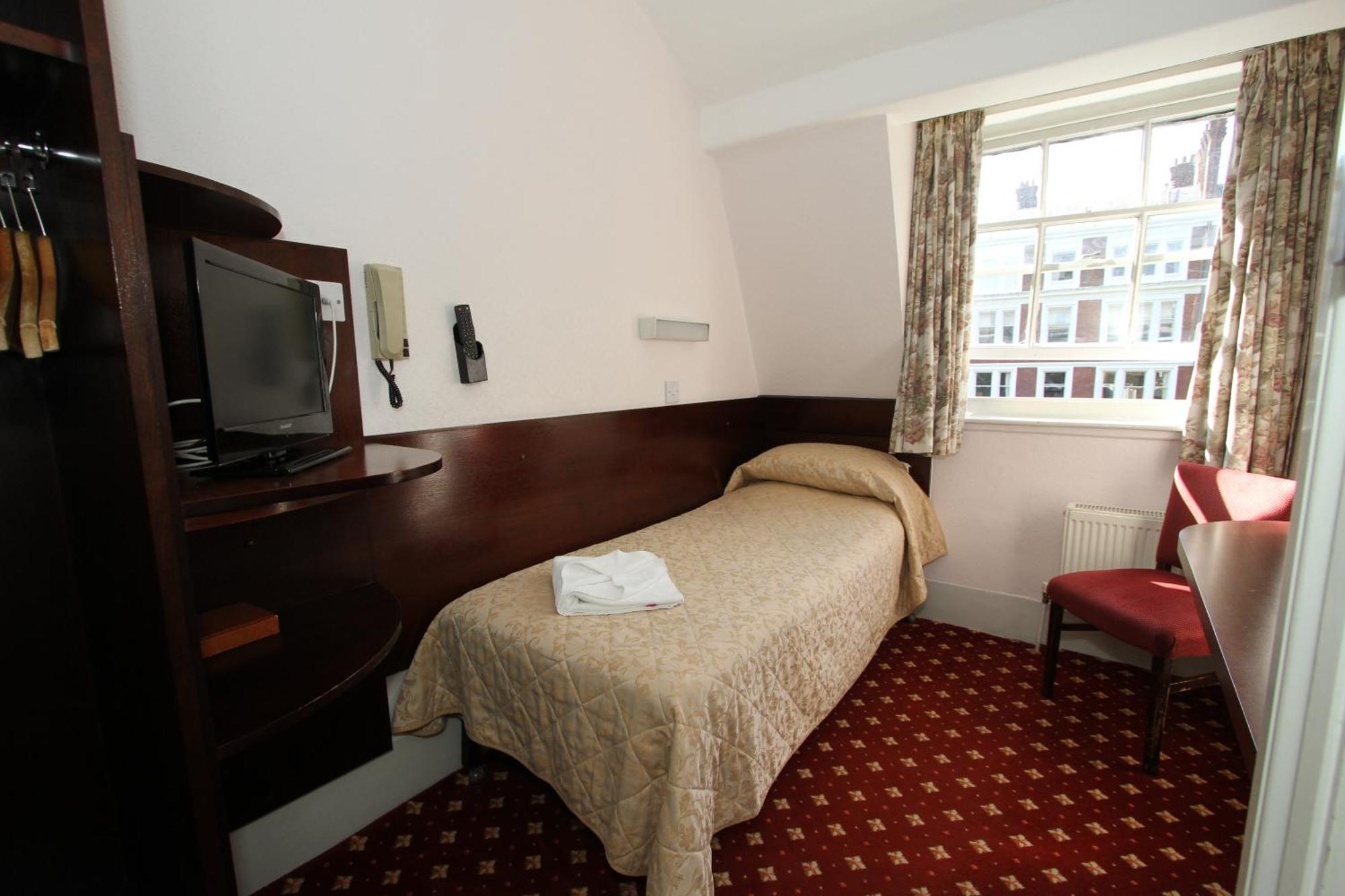 Single Room,710836000:JPEG