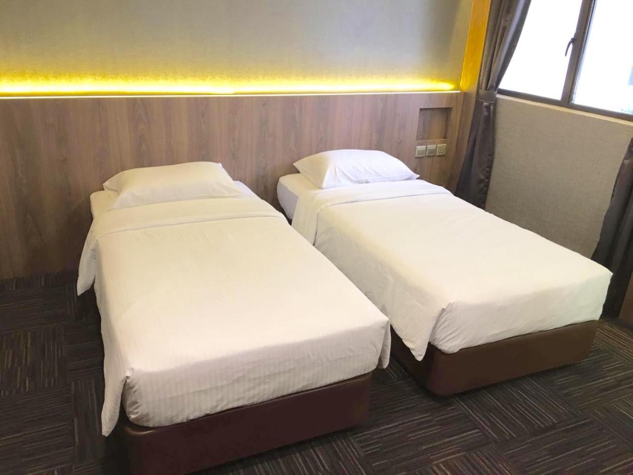 Quarto Deluxe com 2 Camas de Solteiro