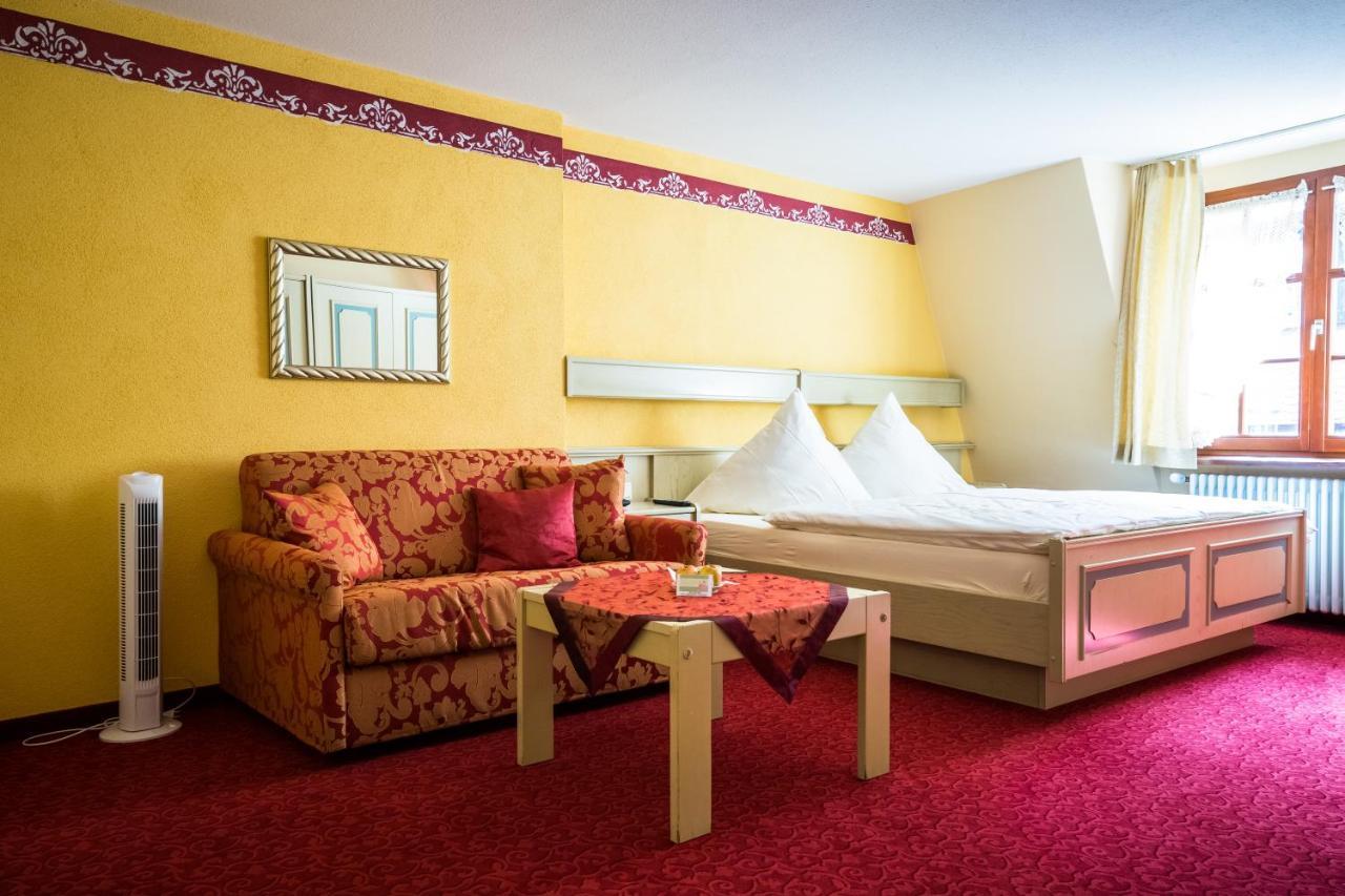 Familienzimmer mit Bad