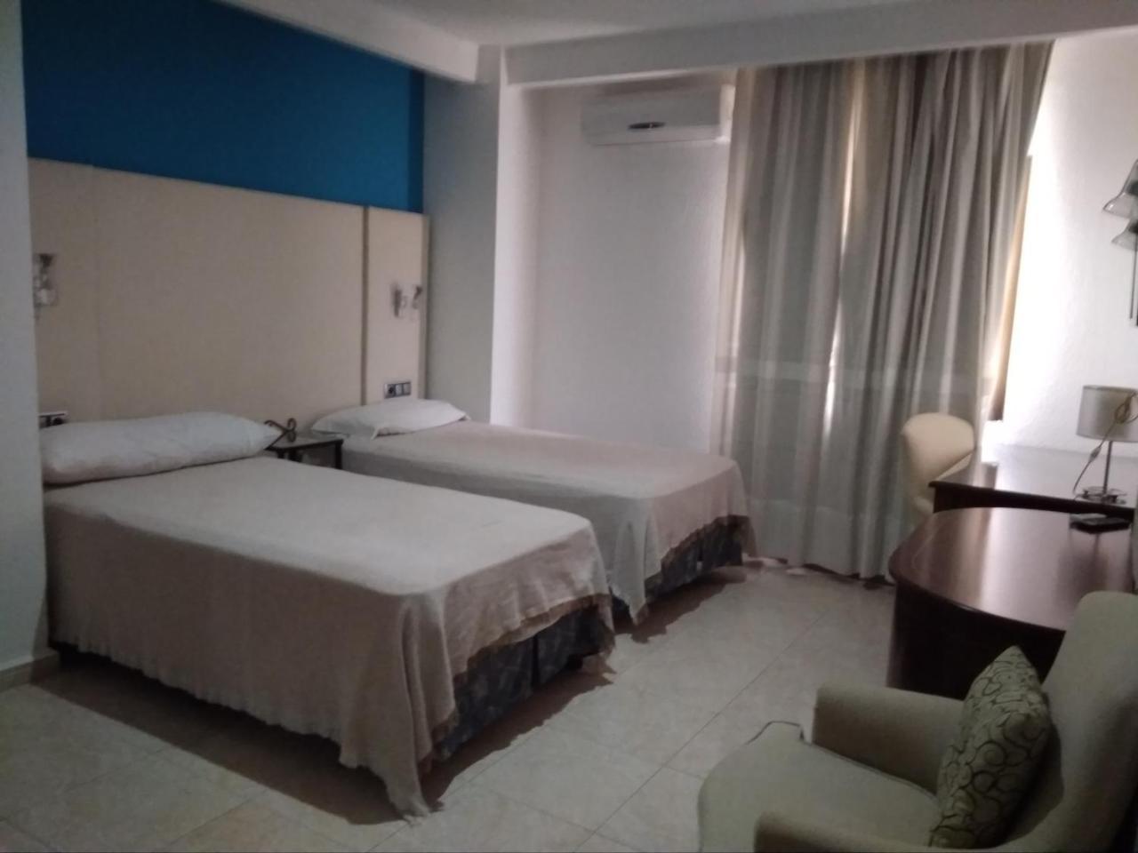 Twin Room,766828948:JPEG