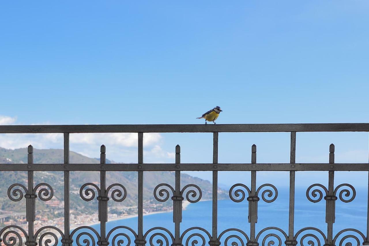 Camera Matrimoniale Superior con Vista Mare e Balcone