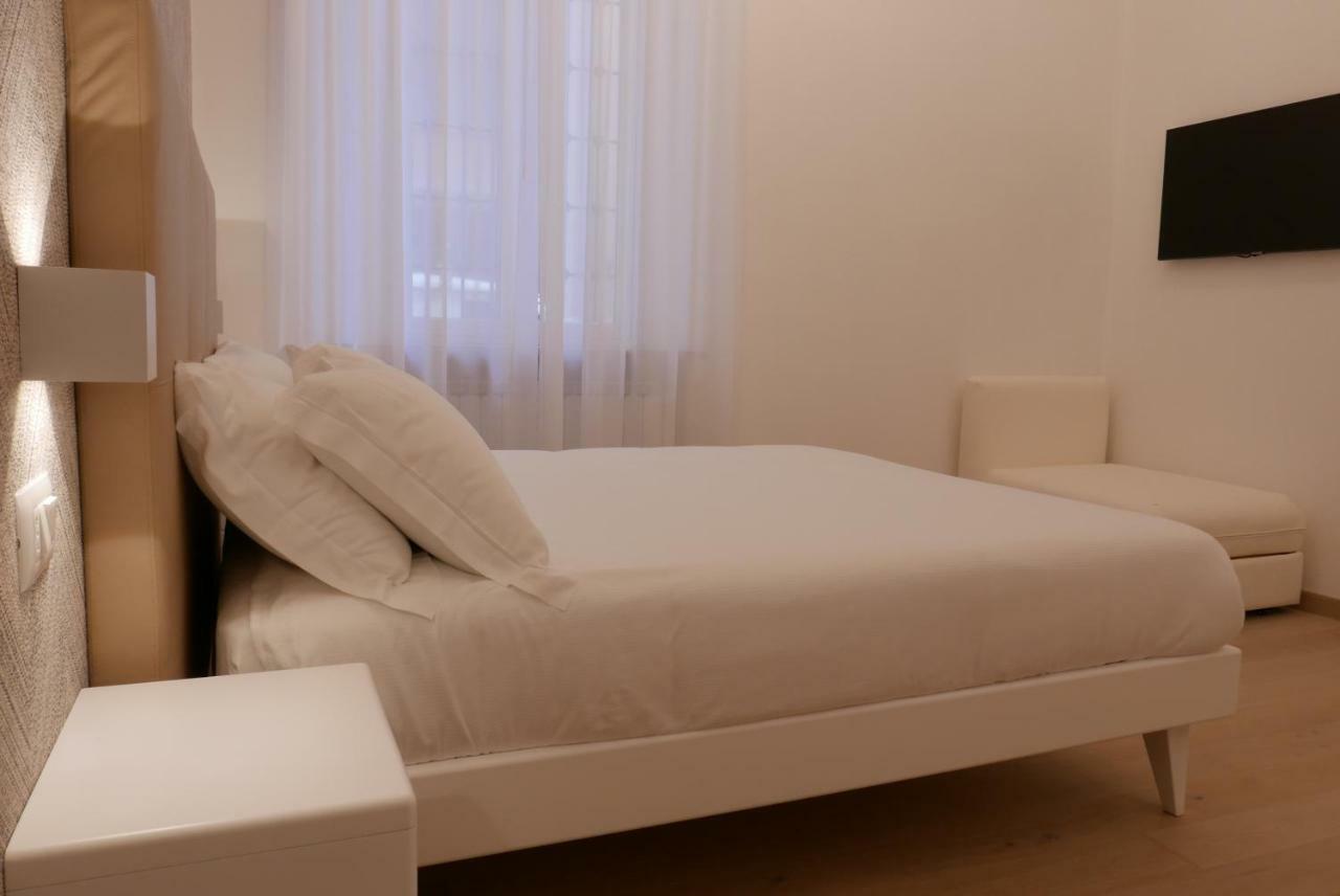 Camera Matrimoniale Deluxe con 1 Letto Supplementare