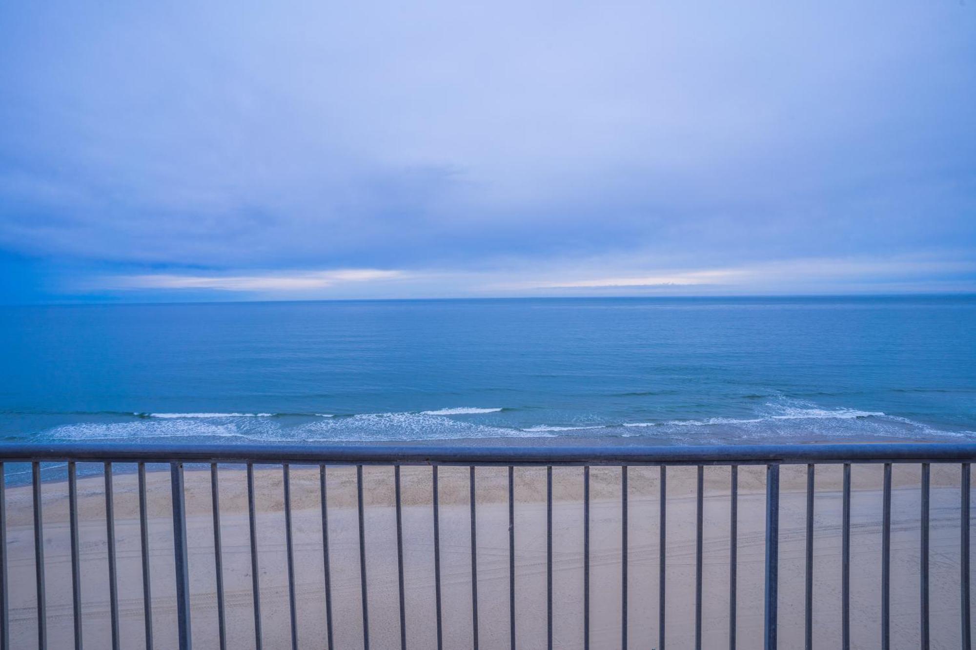Direct Ocean Front Jetted Tub - Non Smoking