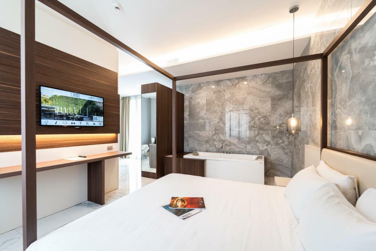 Suite with Terrace,835500530:JPEG