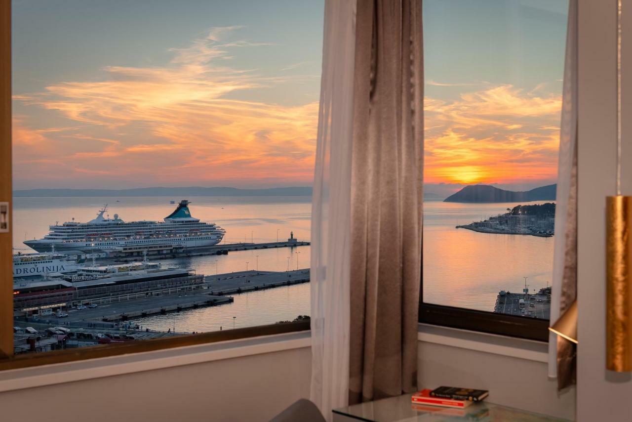 Studio Apartment with Sea View,871246568:JPEG
