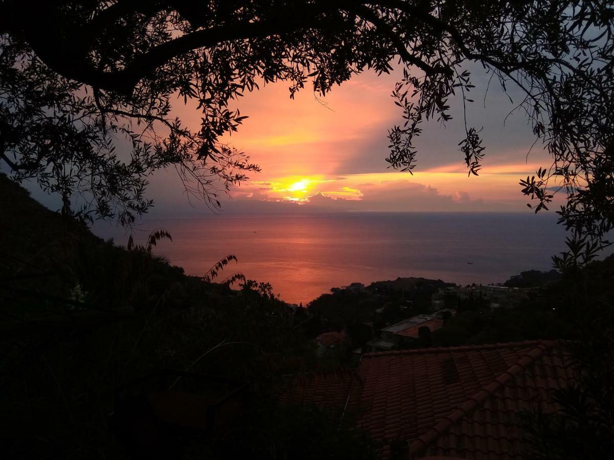 Camera Matrimoniale/Doppia con Letti Singoli con Vista Mare