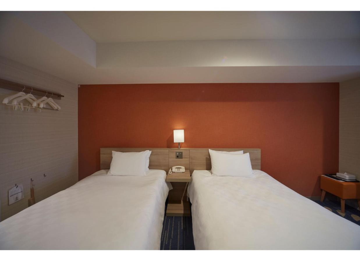 Twin Room Non-Smoking 10-24th Floor