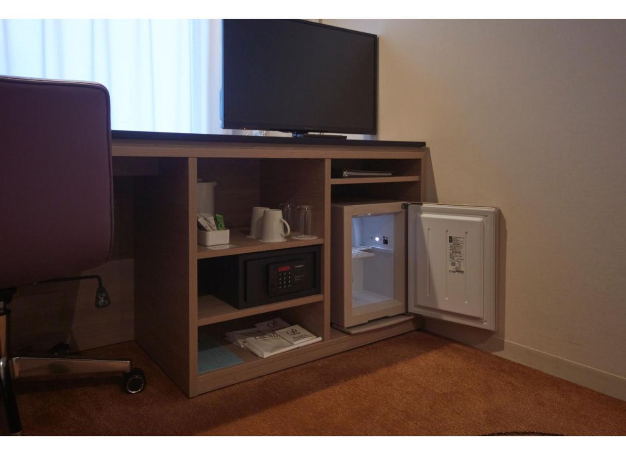 Twin Room Non-Smoking 10-24th Floor