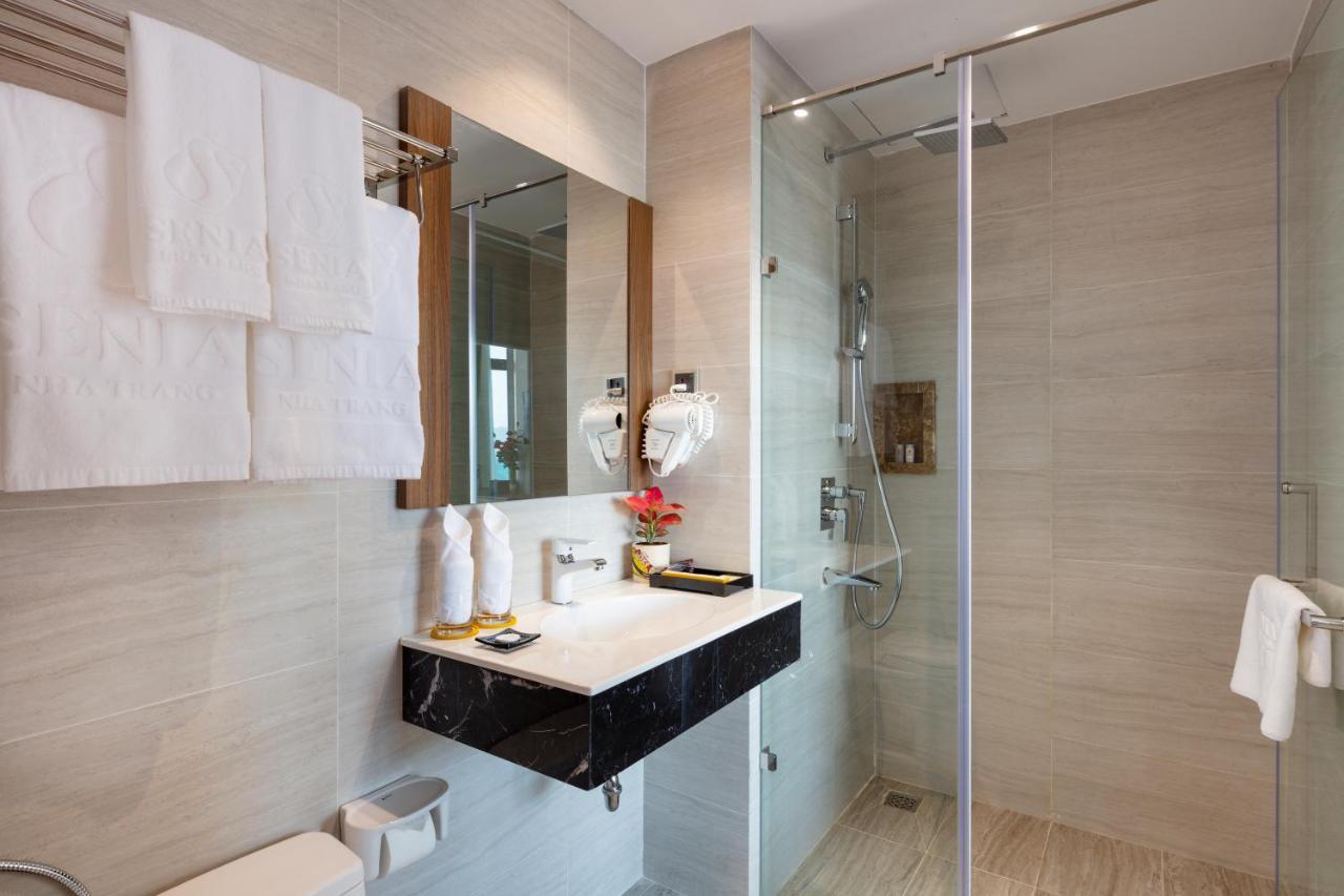 Deluxe Sea View High Floor