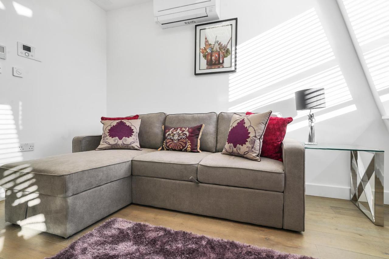 Luxury One-Bedroom Apartment Twin bed