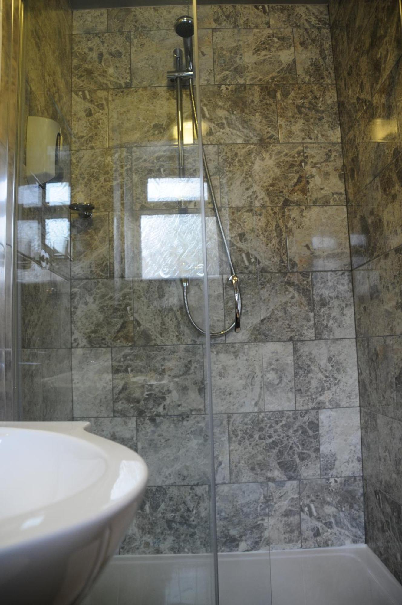 Basic Triple Room