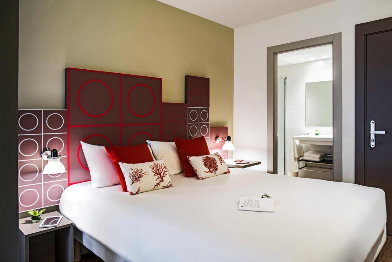 3 Adjacent Rooms,996508669:JPEG