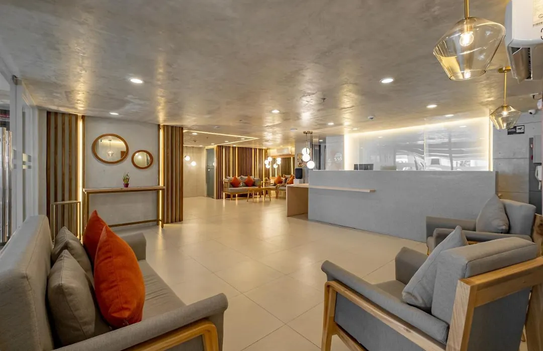 Ihotel Uptown Bgc-1