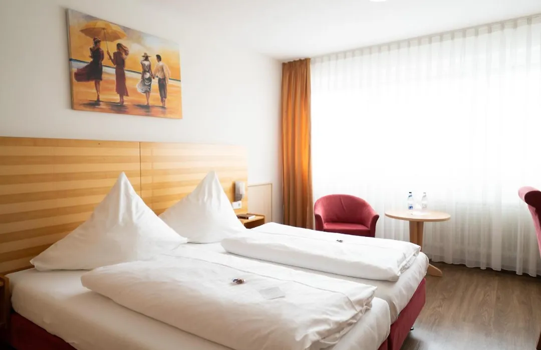 ates Hotel Kehl-1