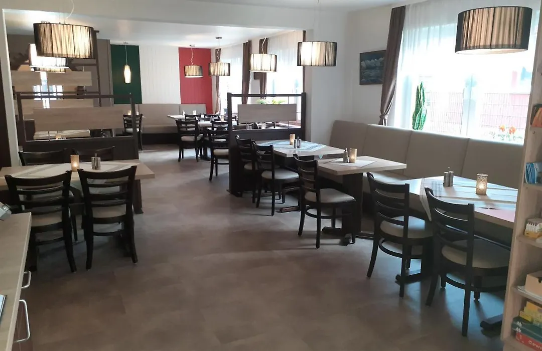 Weinhaus Hotel-1