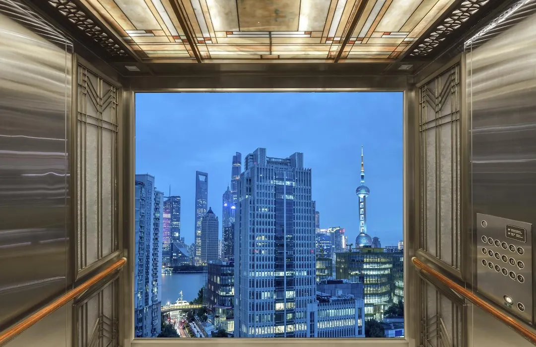 Sunrise On The Bund-1