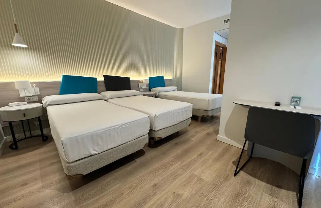 Hotel Mediterraneo Valencia-1