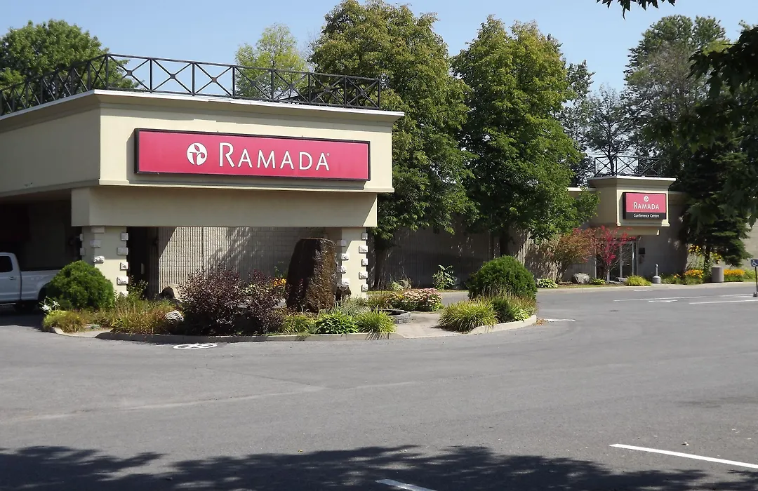 Ramada By Wyndham Cornwall-1