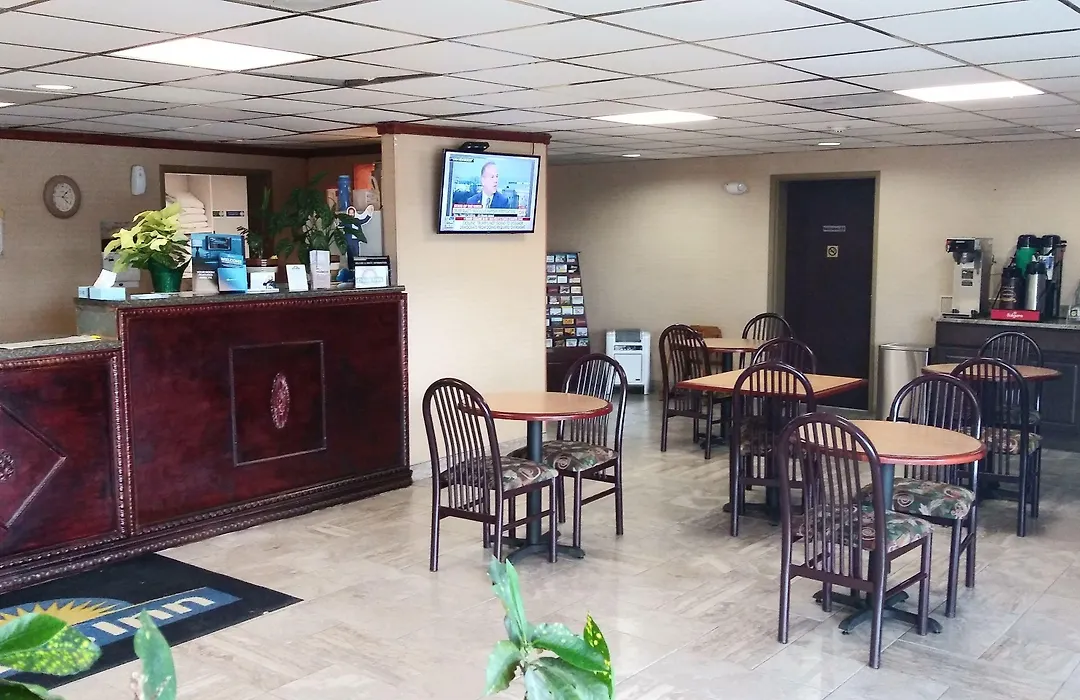 Days Inn By Wyndham Morehead-1