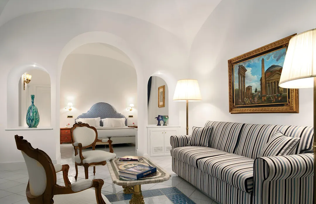 Palazzo Avino-1