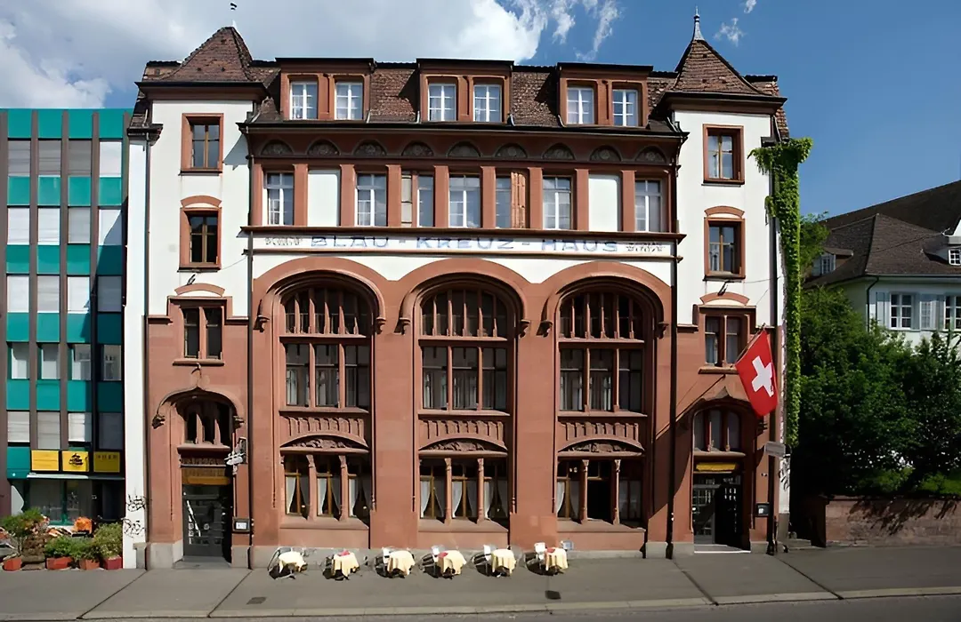 Central City Hotel Rochat-1