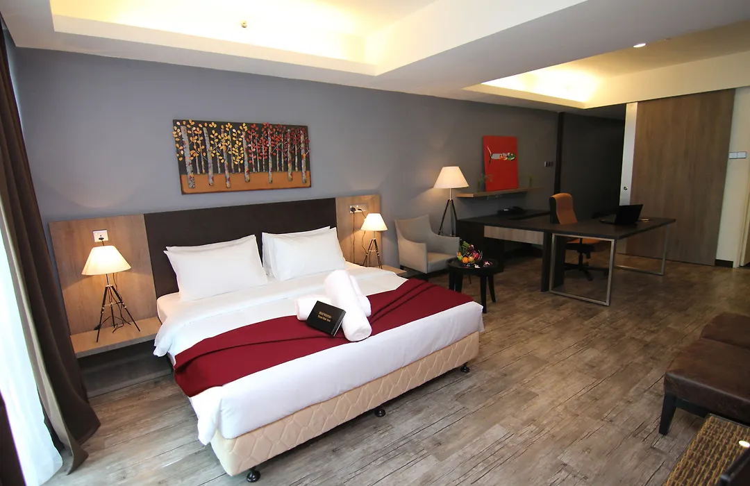 Nexus Regency Suites & Hotel-1