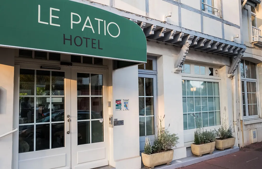 Hotel Le Patio - Deauville-1
