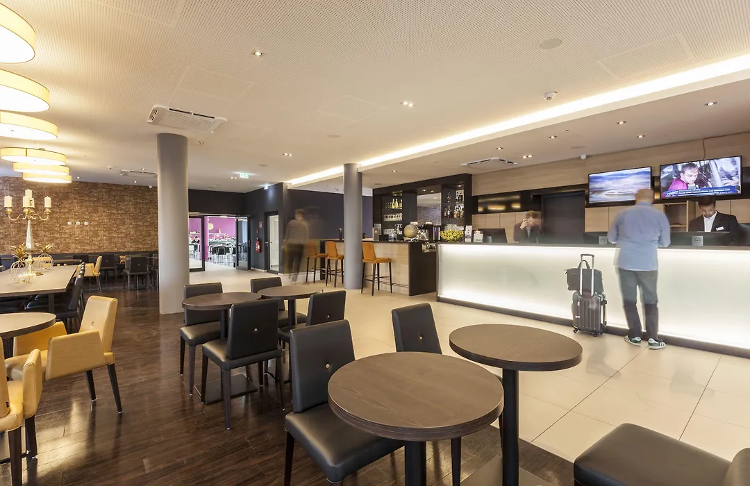 Staycity Aparthotels Heidelberg-1