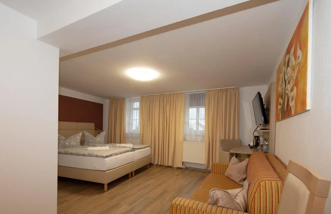 Hotel Maximilian-1