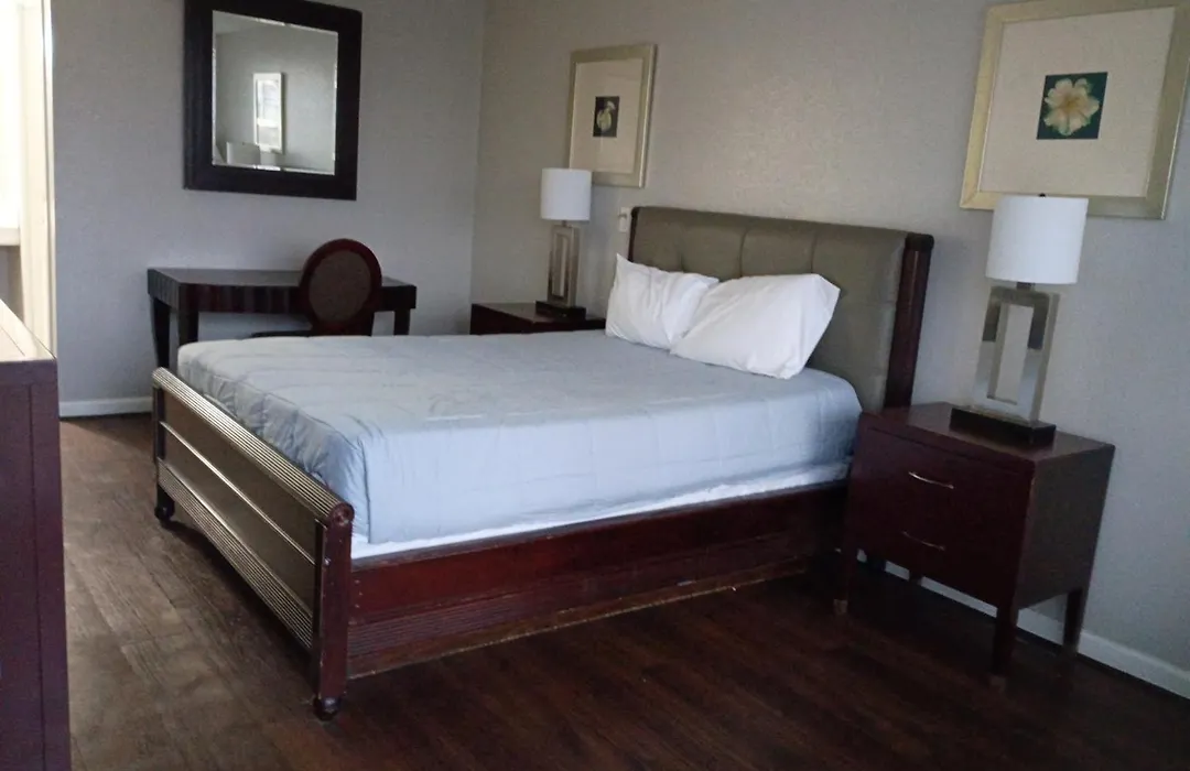 Apm Inn And Suites-1