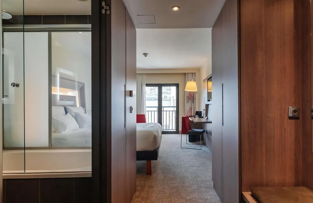 Novotel Istanbul Bosphorus Hotel-1