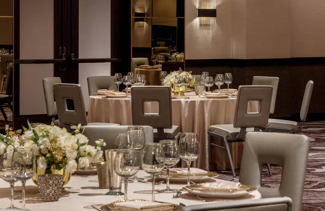 Embassy Suites By Hilton Minneapolis Downtown Hotel-1