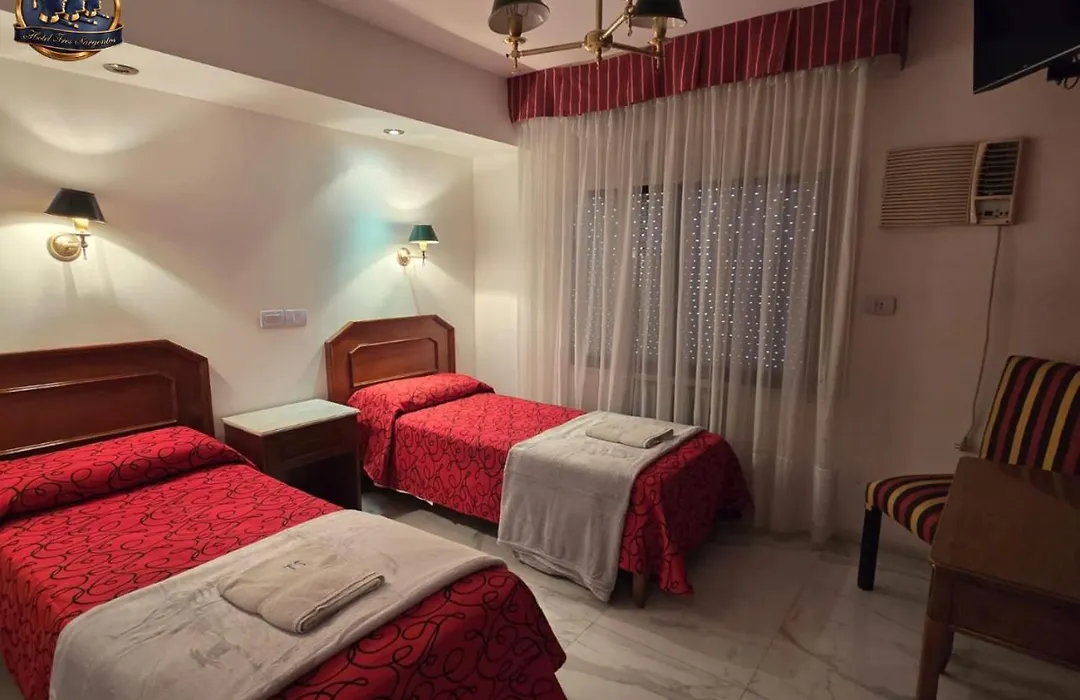 Hotel Tres Sargentos-1