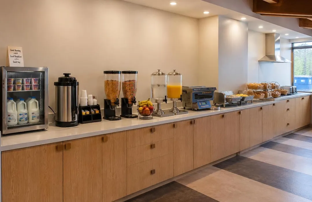 Ramada By Wyndham 1000 Islands Gananoque-1