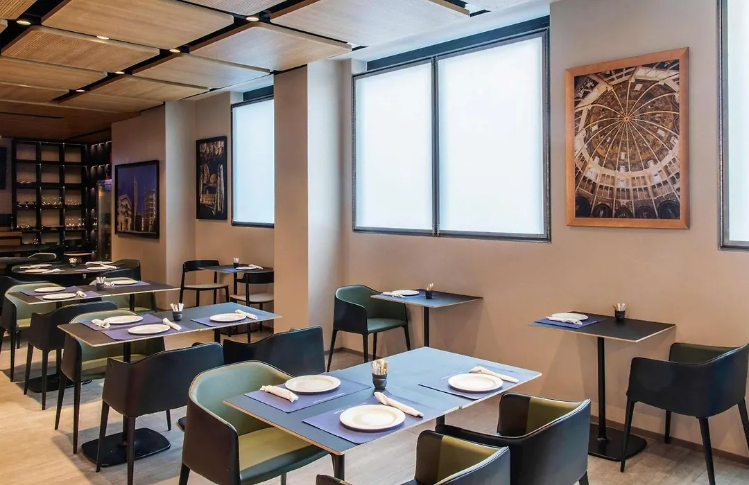 Novotel Parma Centro-1