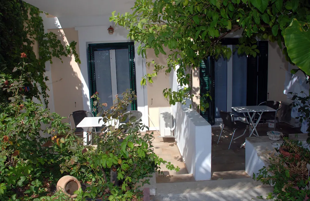 Anna Studios-1