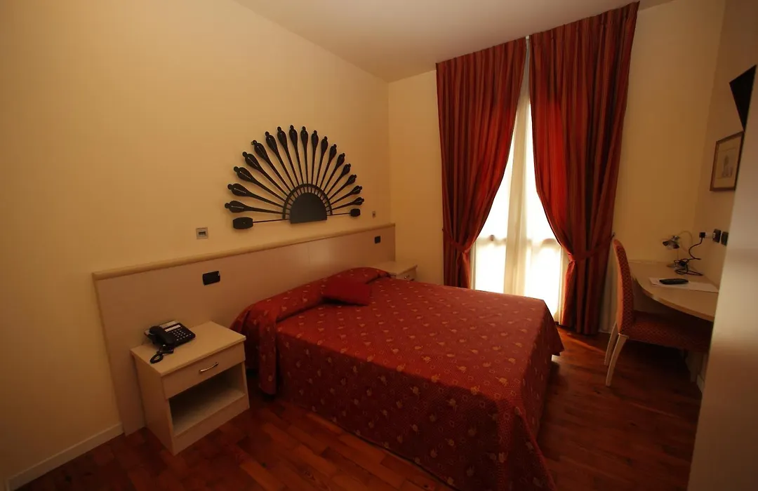 Hotel Fioroni-1
