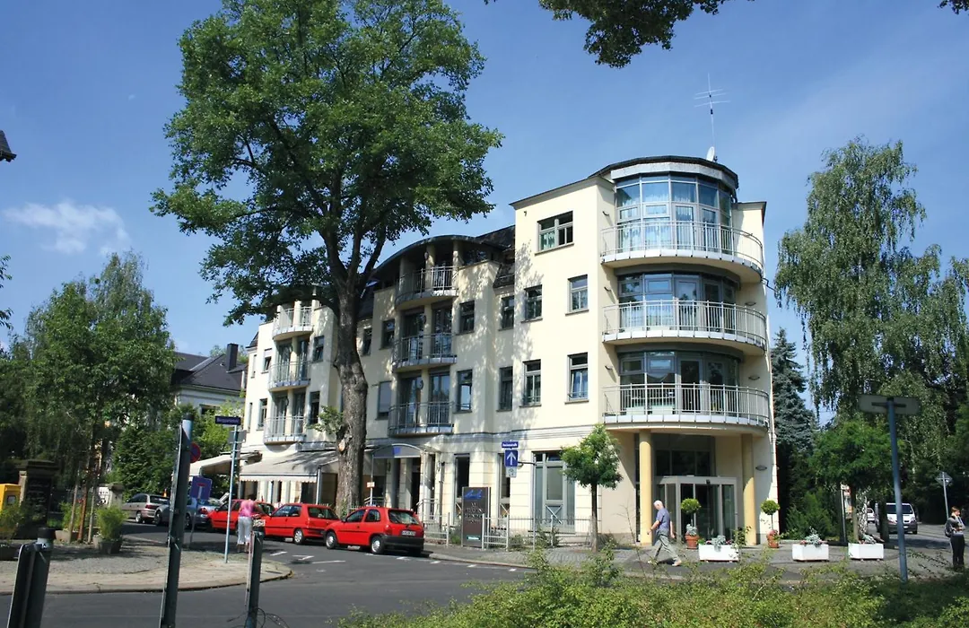 Hotel Am Blauen Wunder-1