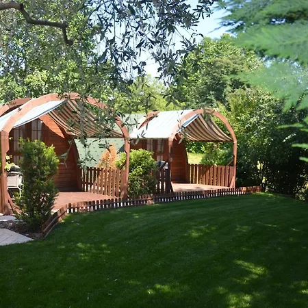 Asso Bed & Breakfast-3