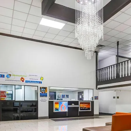 Motel 6 Indianapolis In-3