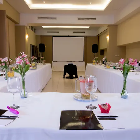 Hotel Mision Grand Valle De Bravo-2