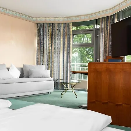 Hotel Am Blauen Wunder-3