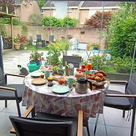 B&B Acacia-3
