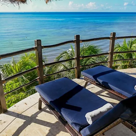 El Taj Oceanfront&Beachside Condo Hotel-2