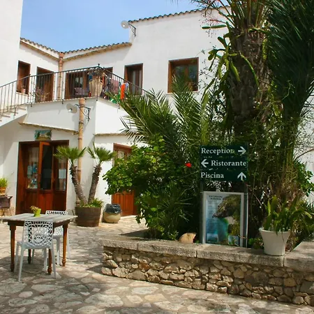 Hotel Il Cortile-2