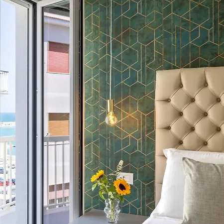 Marea Charme Rooms-3