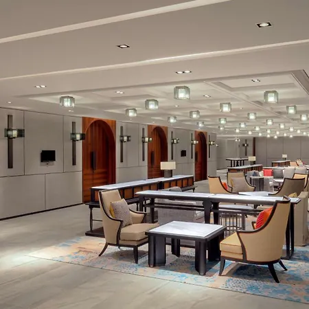 Hyatt Regency Phnom Penh-3
