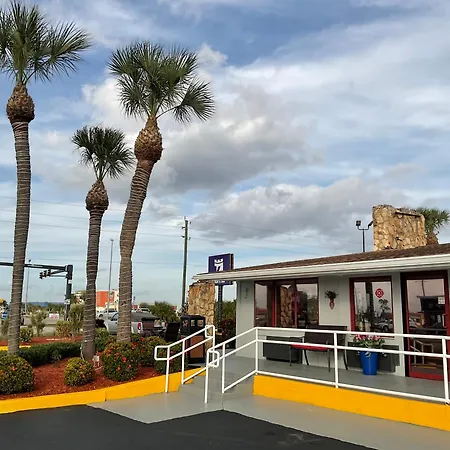 Knights Inn Punta Gorda-2