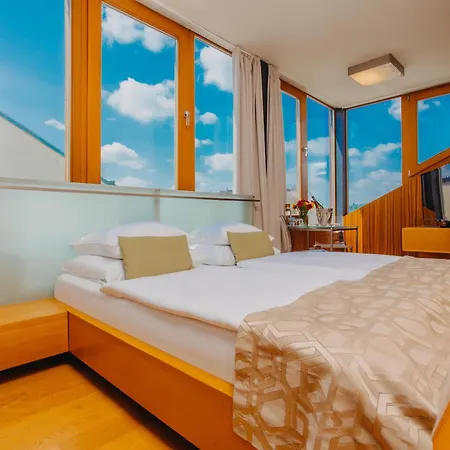 Hotel Wenceslas Square - Czech Leading Hotels - Operated By Czech Inn-3